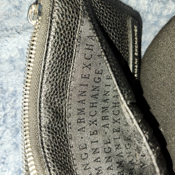 Women Armani Exchange Wallet 9 card holder - Picture 7 of 8